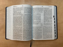 Charger l'image dans la galerie, Bible Esprit et Vie Edition Nuit PU Bleu - Boutique iNSPIRATION